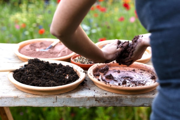 Herstellung von Seedballs